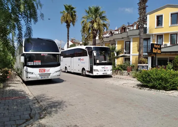 Barlas Hotell *