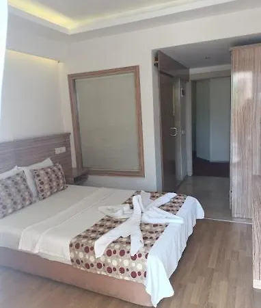 Отель Barlas Фетхие